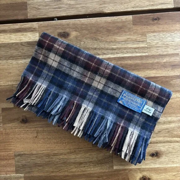Vintage Pendleton 100% Pure Virgin Wool Scarf Plaid Old Money Academia Classic